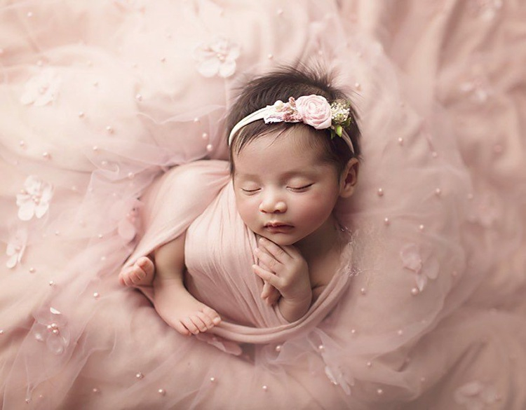Newborn Photography  Wrap  Bla - Photography Life recension och pris